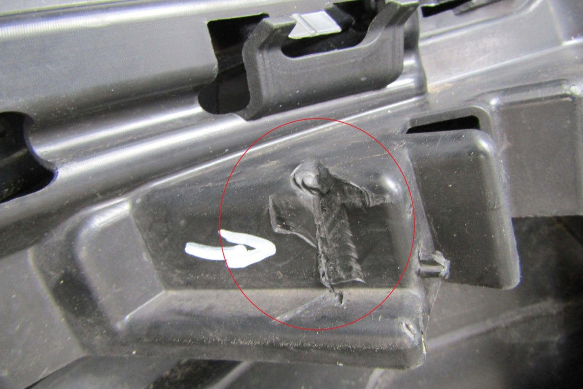 Prednji branik BMW 2 F45 F46 Lift LCI Luxury 18-
