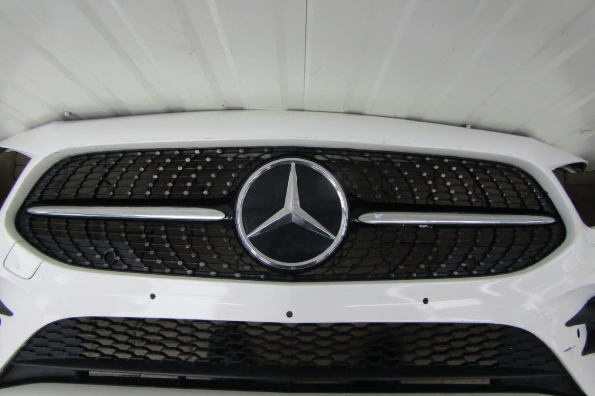 Prednji branik Mercedes A klasa 177 AMG 18-