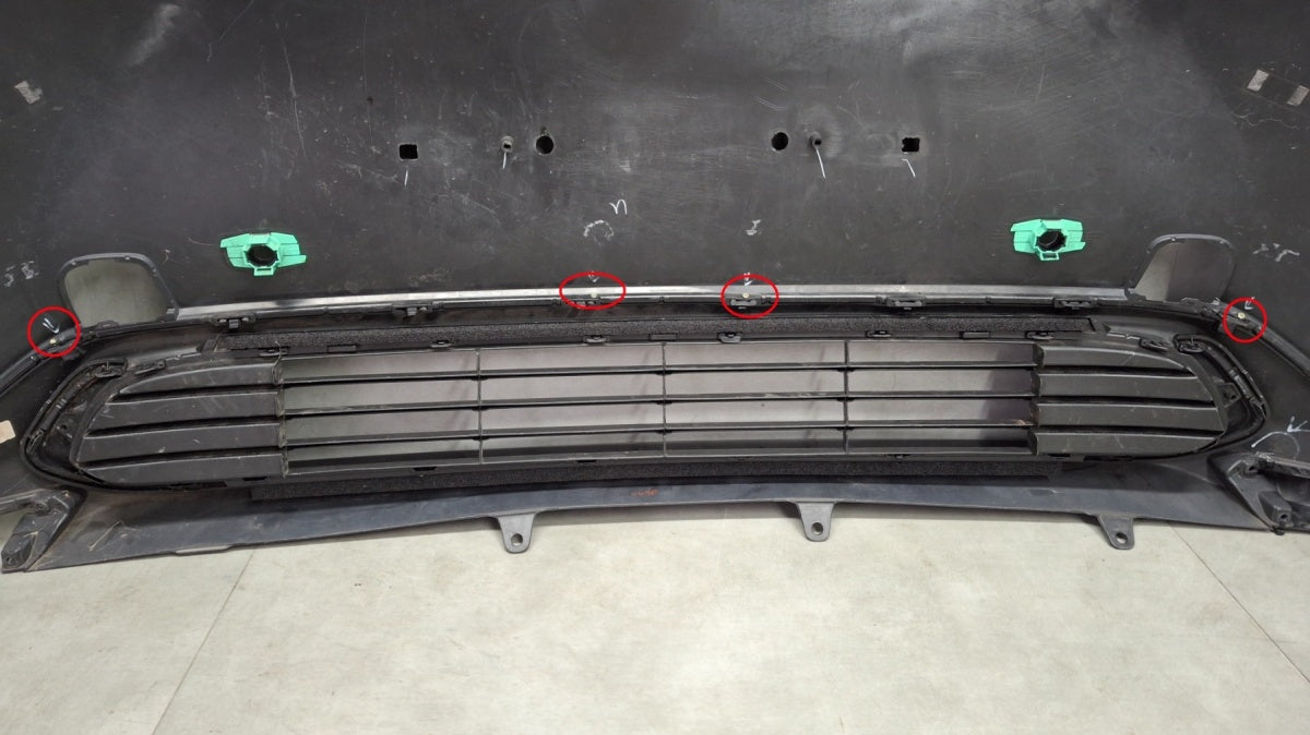 Prednji branik Toyota BZ4X 22-25