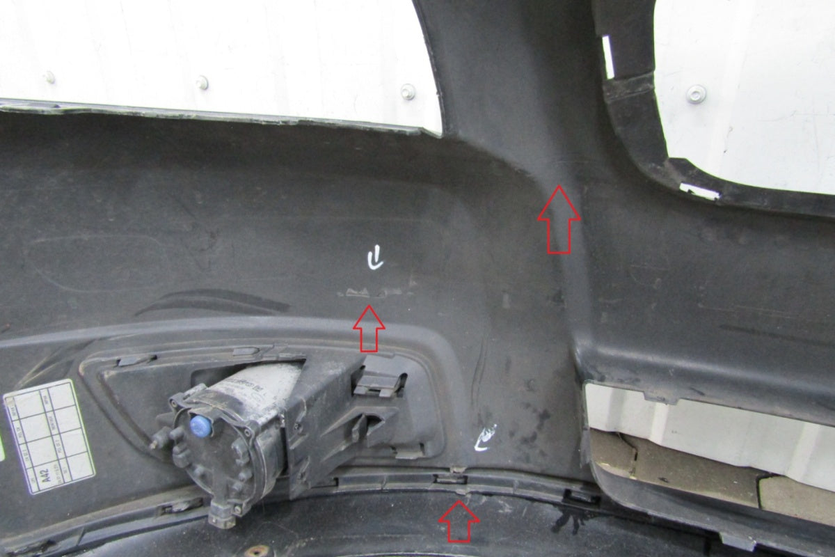Prednji branik Volvo V50 Lift 07-12 (LED)