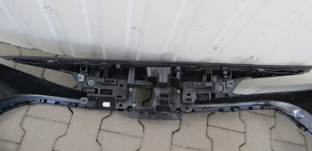 Prednji branik Toyota Corolla XII E210 HB/Kombi LIFT 23-