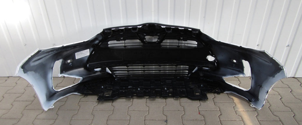 Prednji branik Toyota Yaris 4 IV 20-