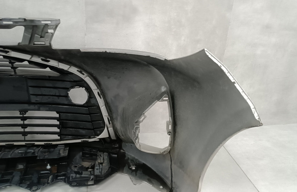 Prednji branik Toyota Yaris 3 III Lift 14-17 / + osłona