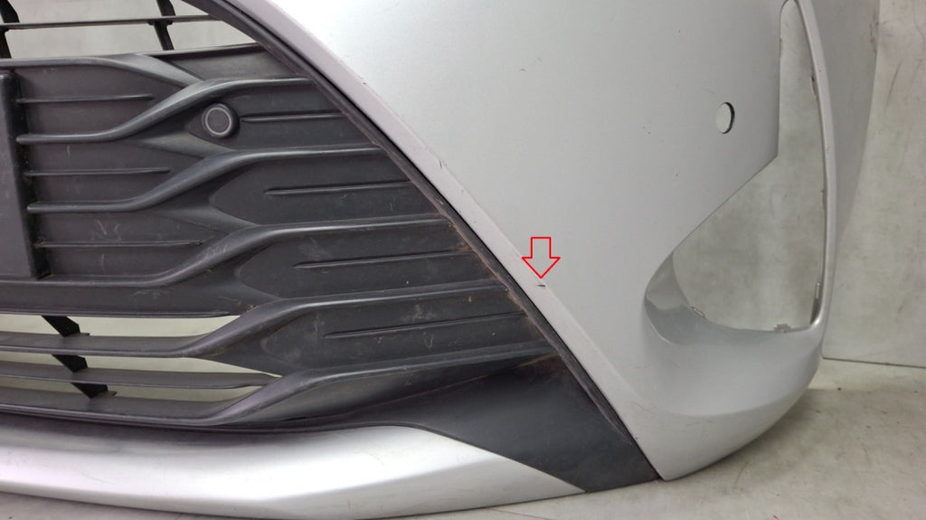 Prednji branik Toyota Yaris 3 III Lift 17-19