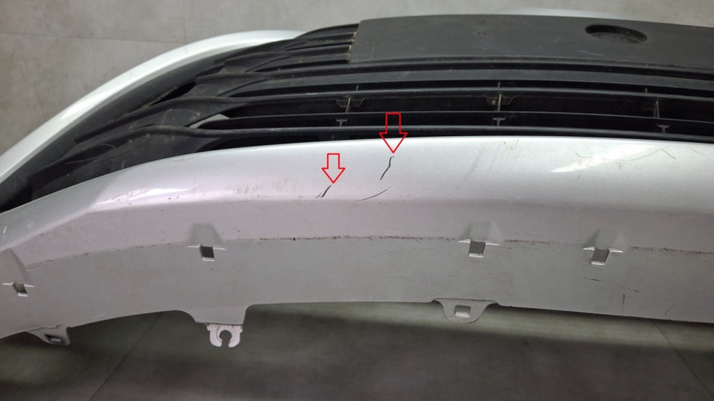 Prednji branik Toyota Yaris 3 III Lift 17-19