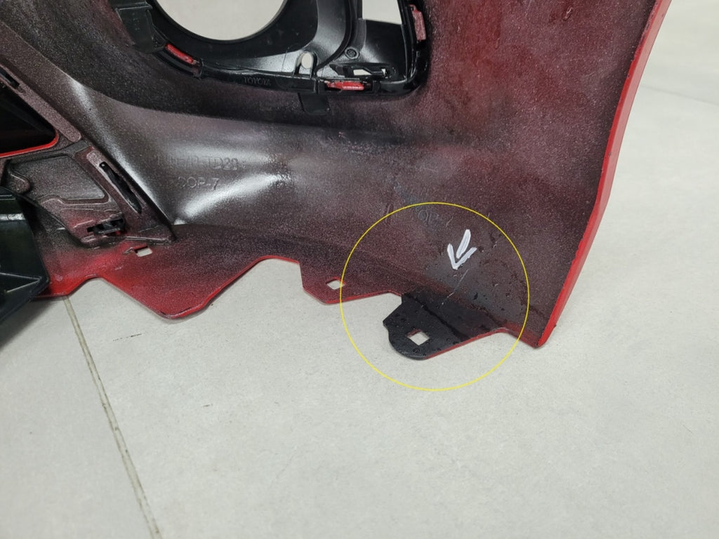Prednji branik Toyota Yaris 3 III Lift 17-