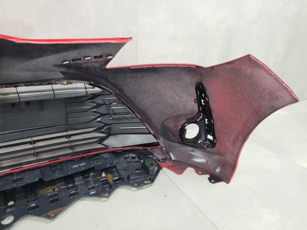 Prednji branik Toyota Yaris 3 III Lift 17-