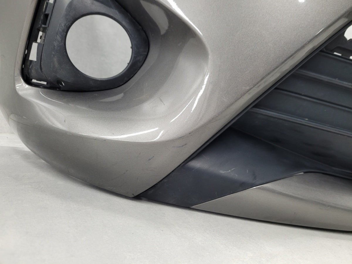 Prednji branik Toyota Yaris 3 III Lift 17-