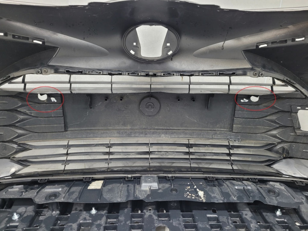 Prednji branik Toyota Yaris 3 III Lift 17-