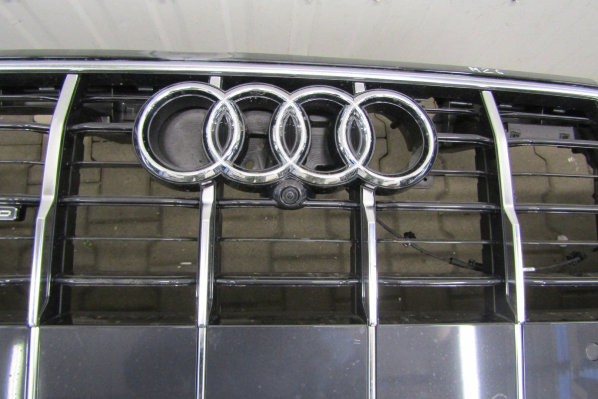 Prednji branik Audi Q7 Lift 4M0 S-line 19-
