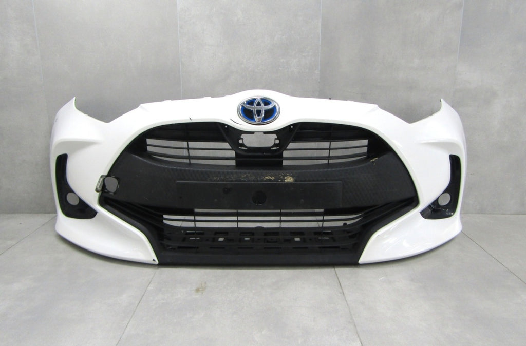 Prednji branik Toyota Yaris 4 IV 20-23