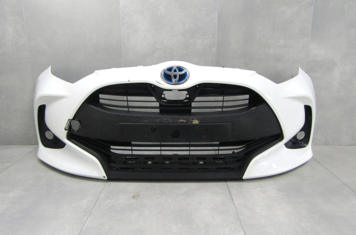 Prednji branik Toyota Yaris 4 IV 20-23