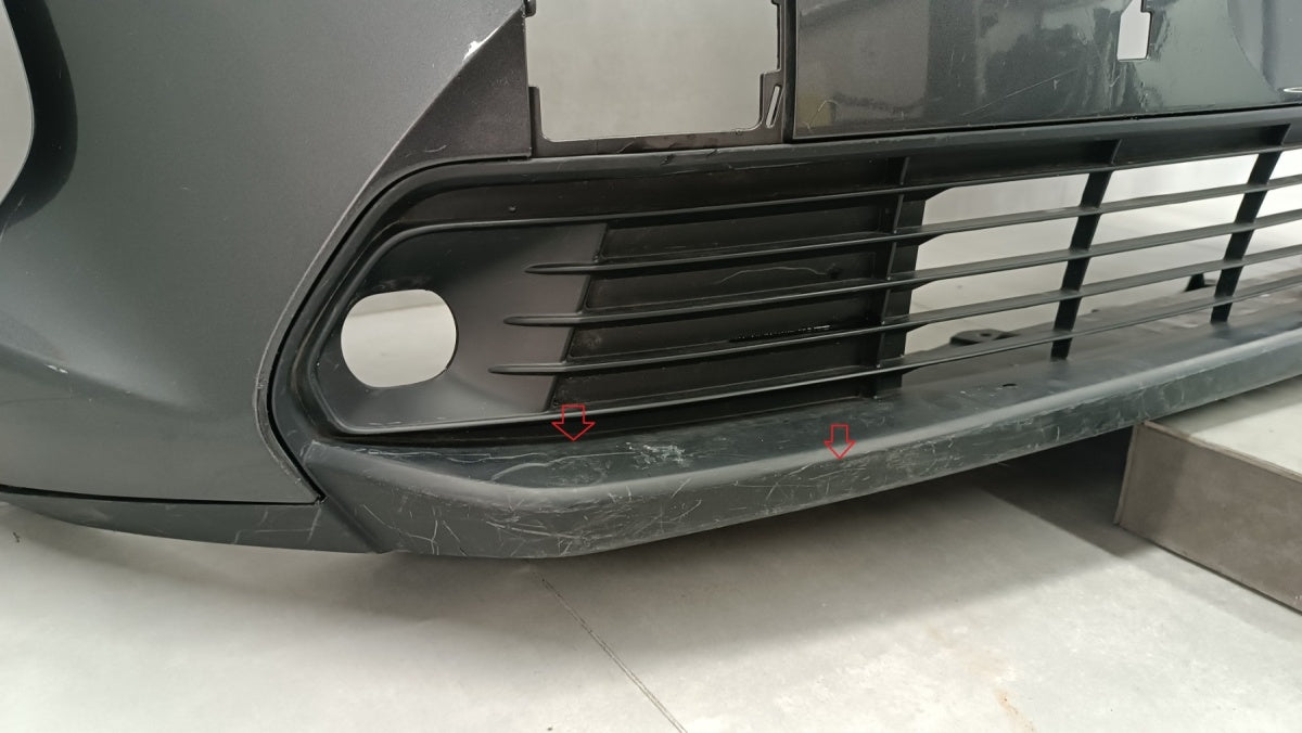Prednji branik Toyota Yaris Cross 21-