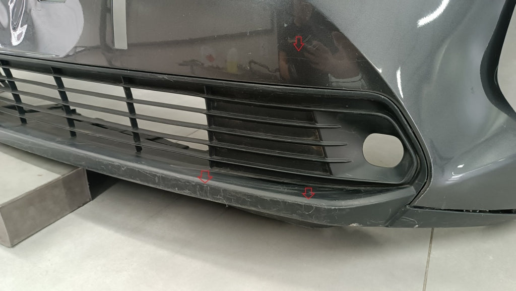 Prednji branik Toyota Yaris Cross 21-