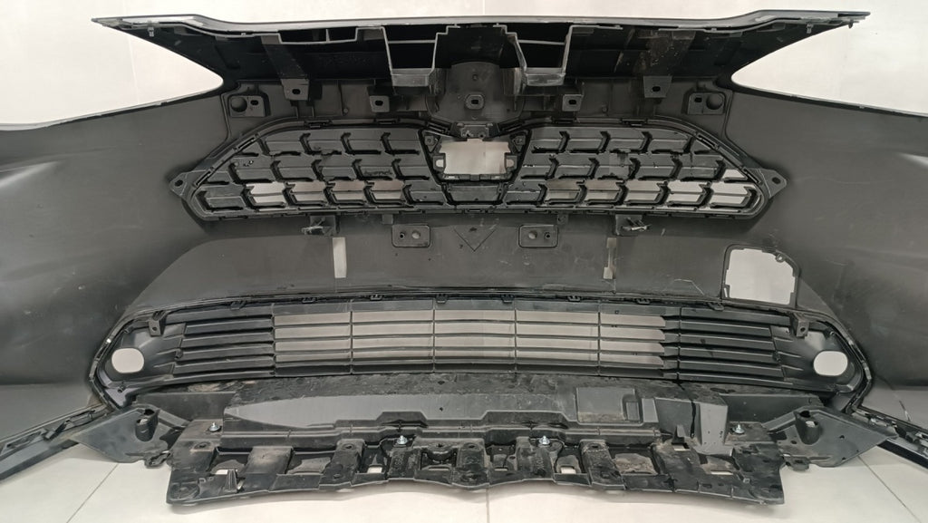 Prednji branik Toyota Yaris Cross 21-