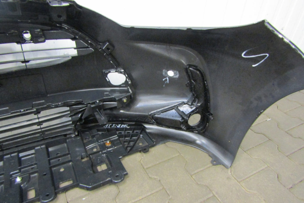 Prednji branik Toyota Yaris 4 IV 20-