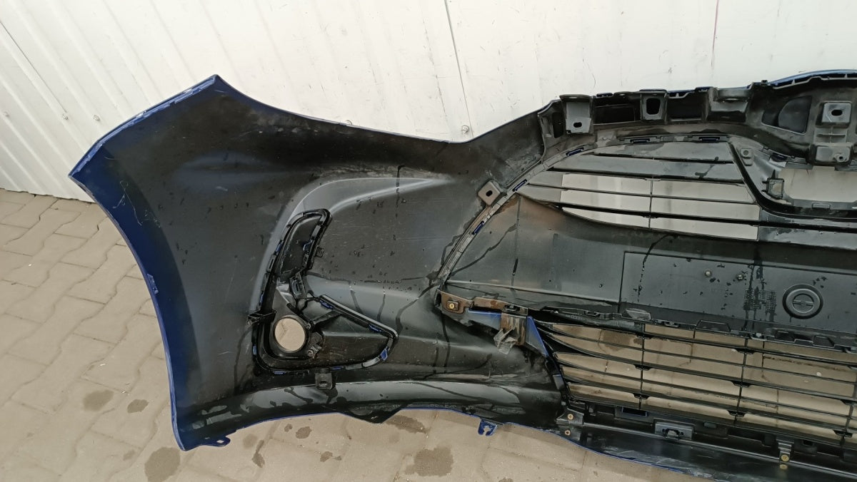Prednji branik Toyota Yaris 4 IV 20-23