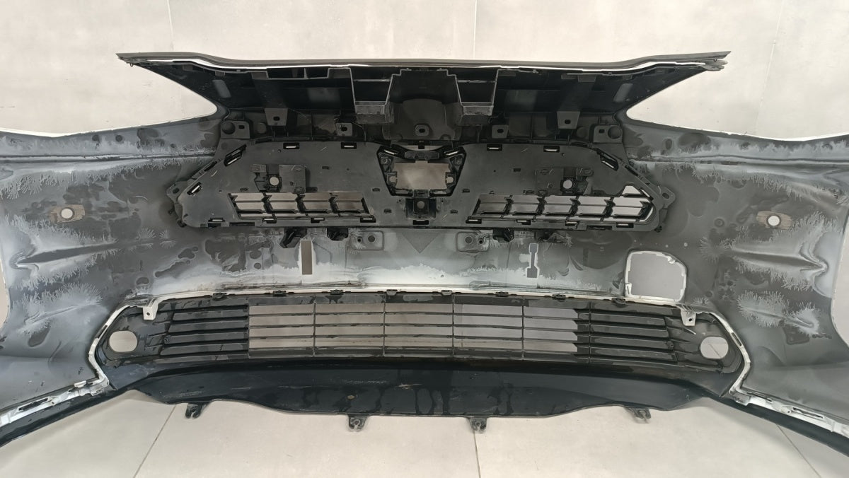Prednji branik Toyota Yaris Cross 21-