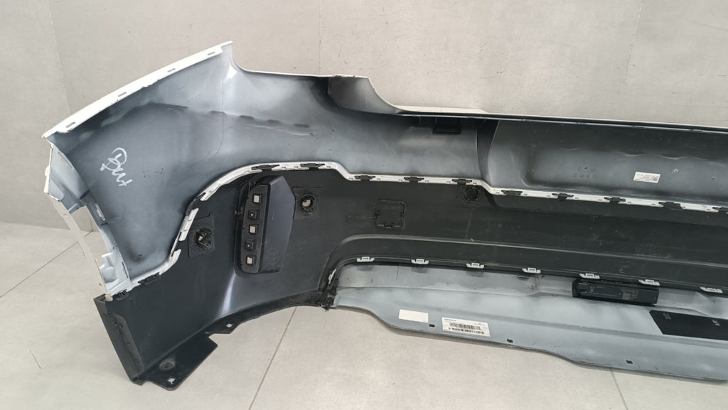 Zadnji branik Mini Countryman III 3 U25 23- / + LAMPKA