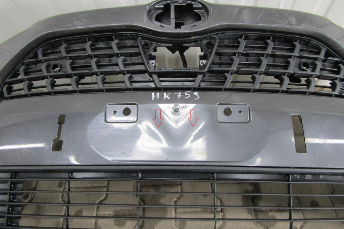 Prednji branik Toyota Yaris Cross 21-