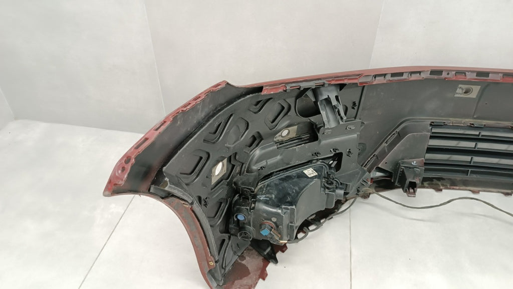 Prednji branik Volkswagen Caddy 2K5 III drugi Lift 15-20 / klizači