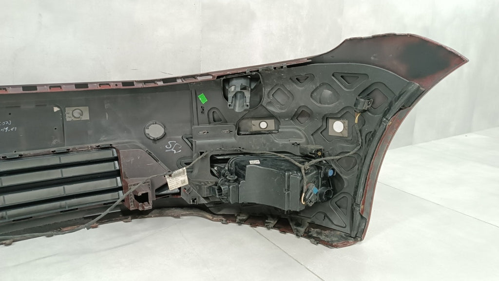 Prednji branik Volkswagen Caddy 2K5 III drugi Lift 15-20 / klizači
