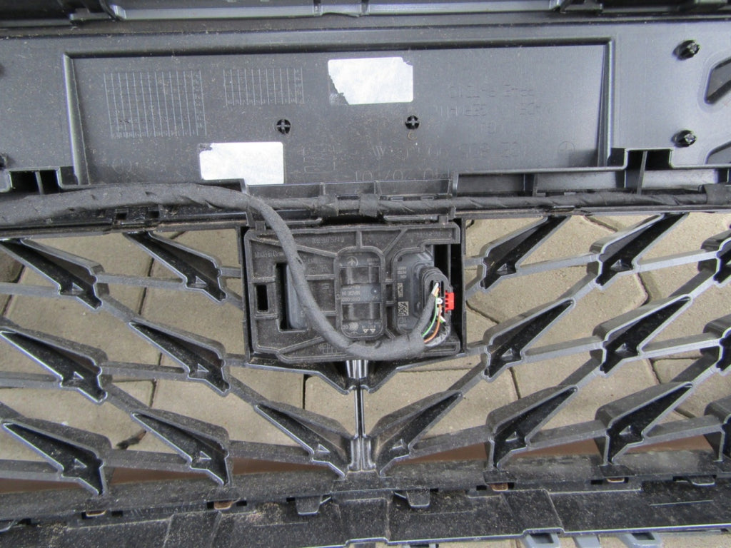 Prednji branik Cupra Born 21- RADAR