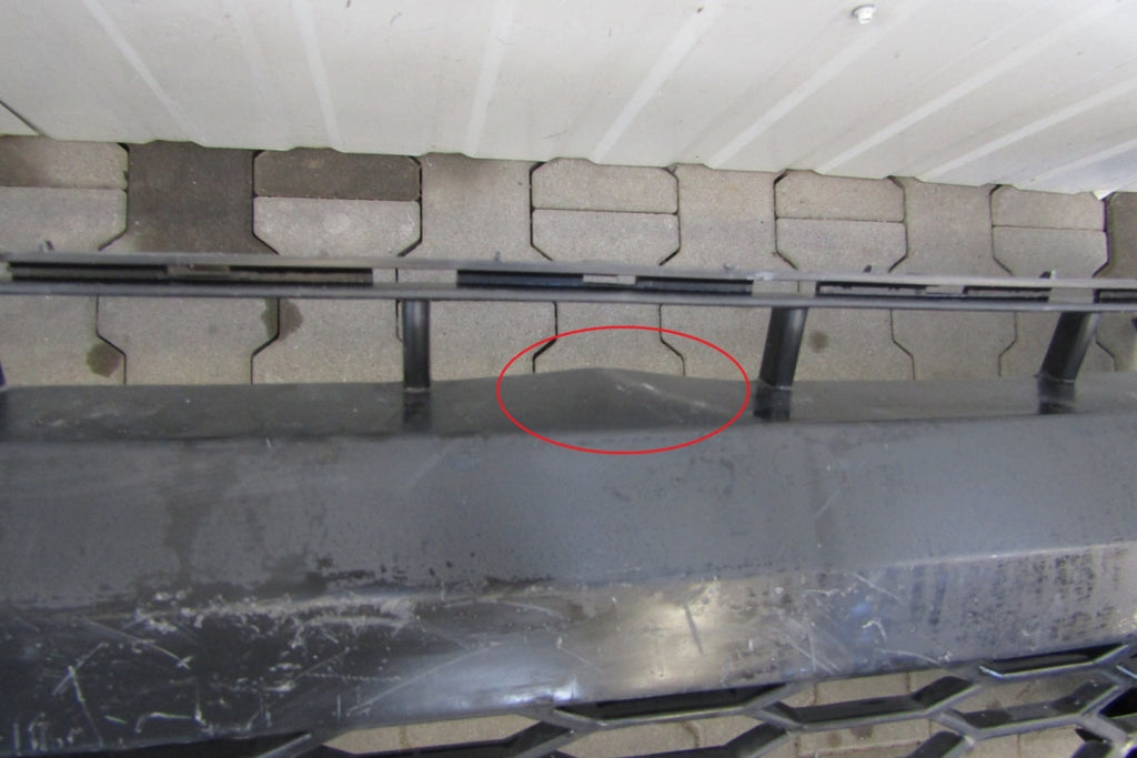 Prednji branik VW Transporter T7 7T0 21-