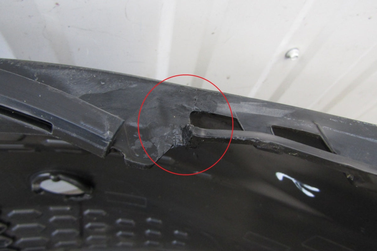 Prednji branik VW Transporter T7 7T0 21-