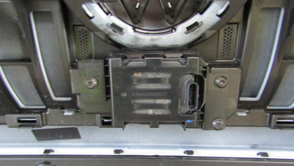Prednji branik VW ID5 ID.5 ID 5 11E 22- / + radar