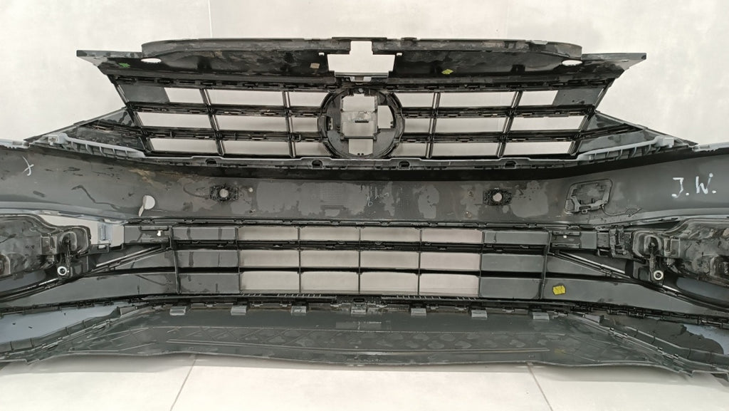 Prednji branik Volkswagen VW Passat B8 3G0 Lift 19- / + halogeny