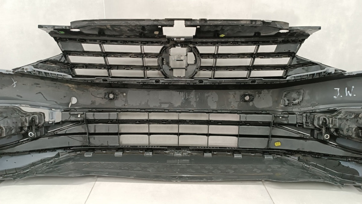 Prednji branik Volkswagen VW Passat B8 3G0 Lift 19- / + halogeny