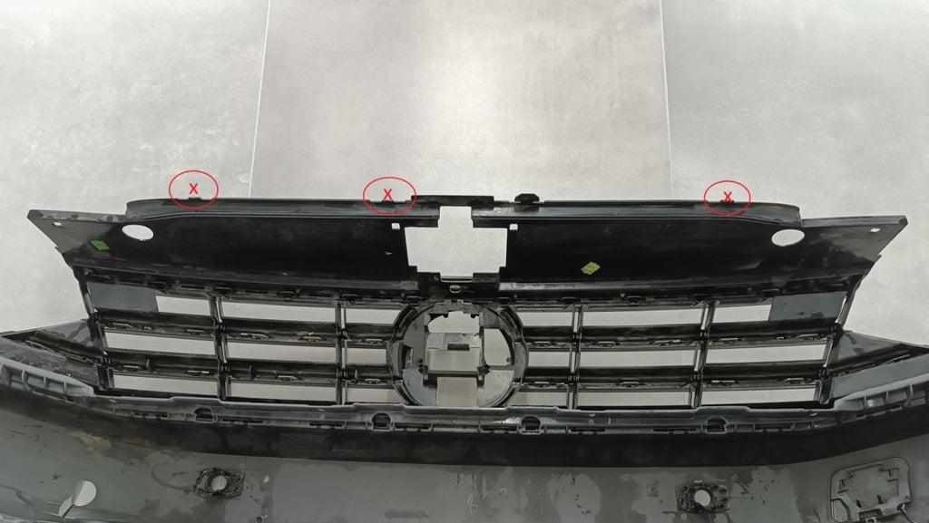 Prednji branik Volkswagen VW Passat B8 3G0 Lift 19- / + halogeny