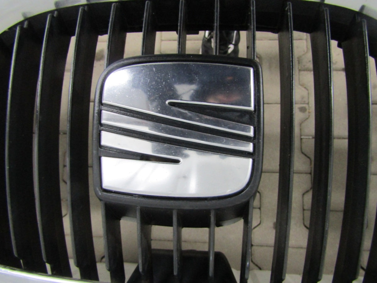 Prednji branik Seat Altea 5P0 04-09