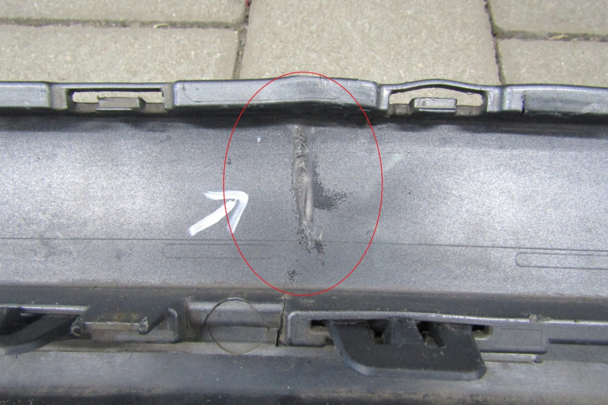 Prednji branik VW Touareg II 7P R-line 10-14