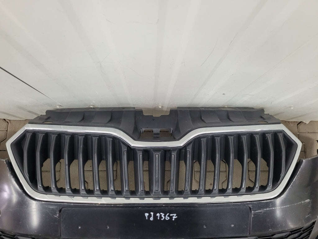 Prednji branik Skoda Fabia 3 III 6V0 Lift 18-21