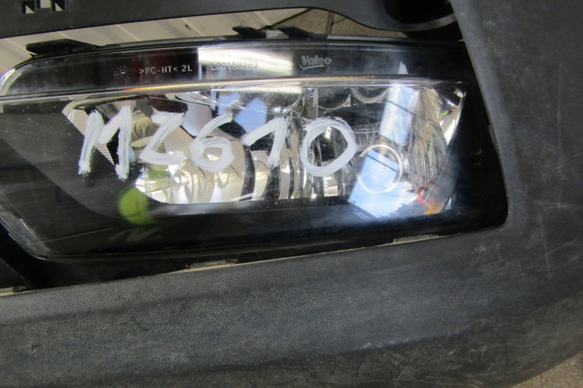 Prednji branik VW Caddy 2K5 Lift 15-