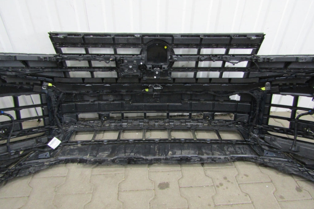 Prednji branik VW Volkswagen Touareg 760 Lift 23-