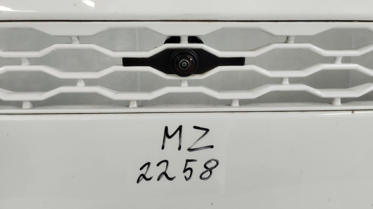 Prednji branik VW Transporter T7 7T0 21-