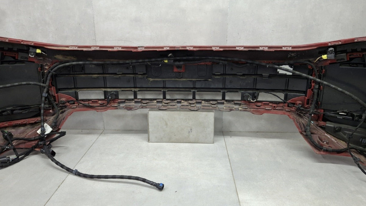 Prednji branik VW Volkswagen Touareg 760 R Lift 23- (+ LEDY)