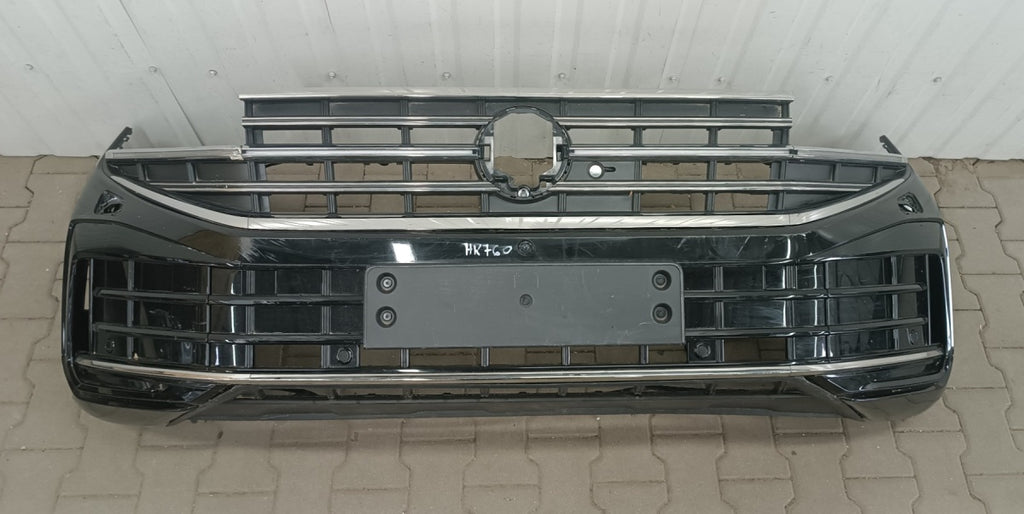Prednji branik VW Volkswagen Touareg 760 Lift 23-