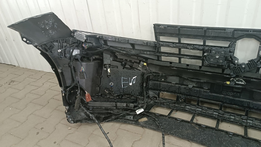 Prednji branik VW Volkswagen Touareg 760 Lift 23-