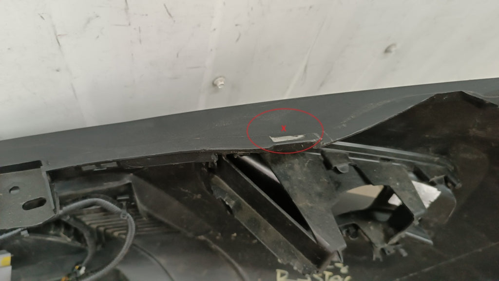 Prednji branik Volkswagen VW Amarok II 23-