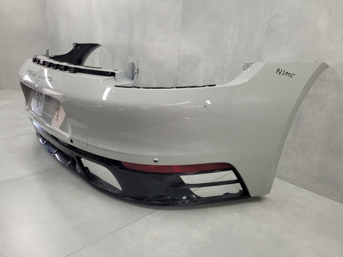 Zadnji branik Porsche 911 992 GTS 19-24