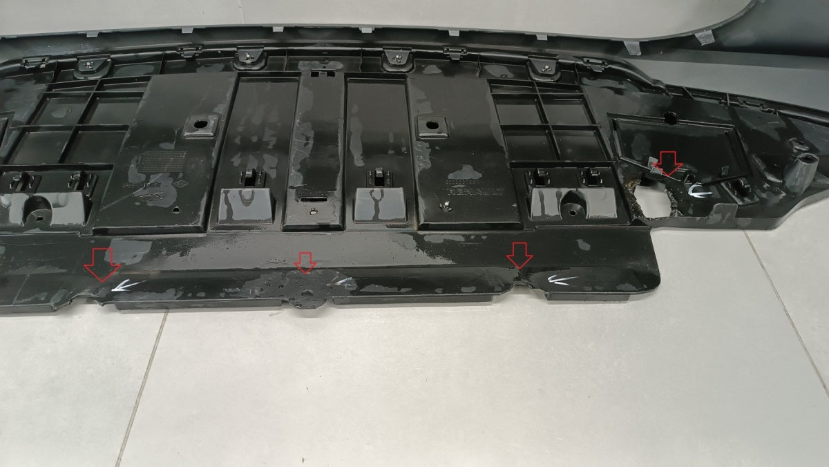 Prednji branik Renault Twingo III Lift 18-24 /+ podłoga
