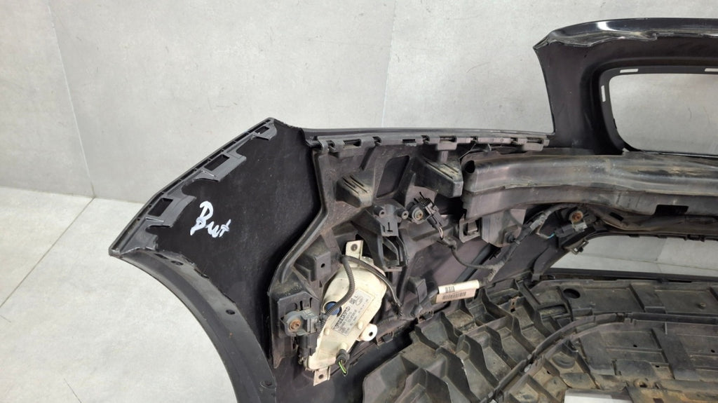 Prednji branik Volvo V40 R-Design 12-19 / + halogeny + belka
