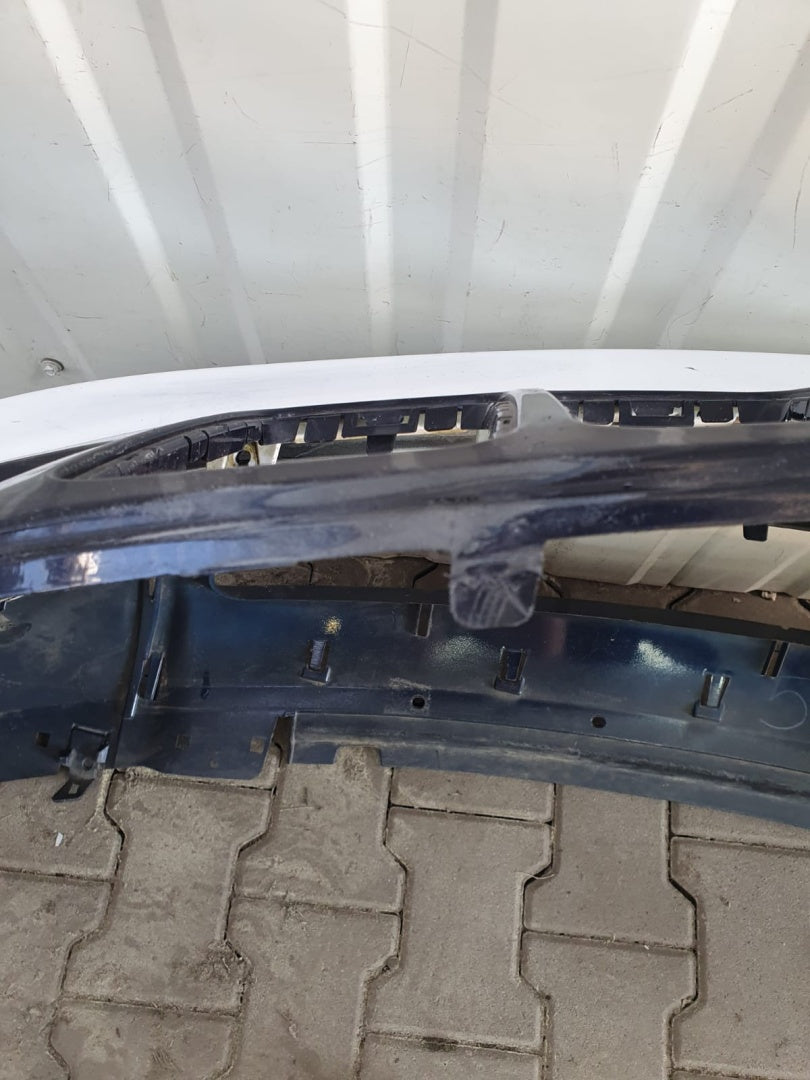 Prednji branik Jeep Grand Cherokee WK2 14-17
