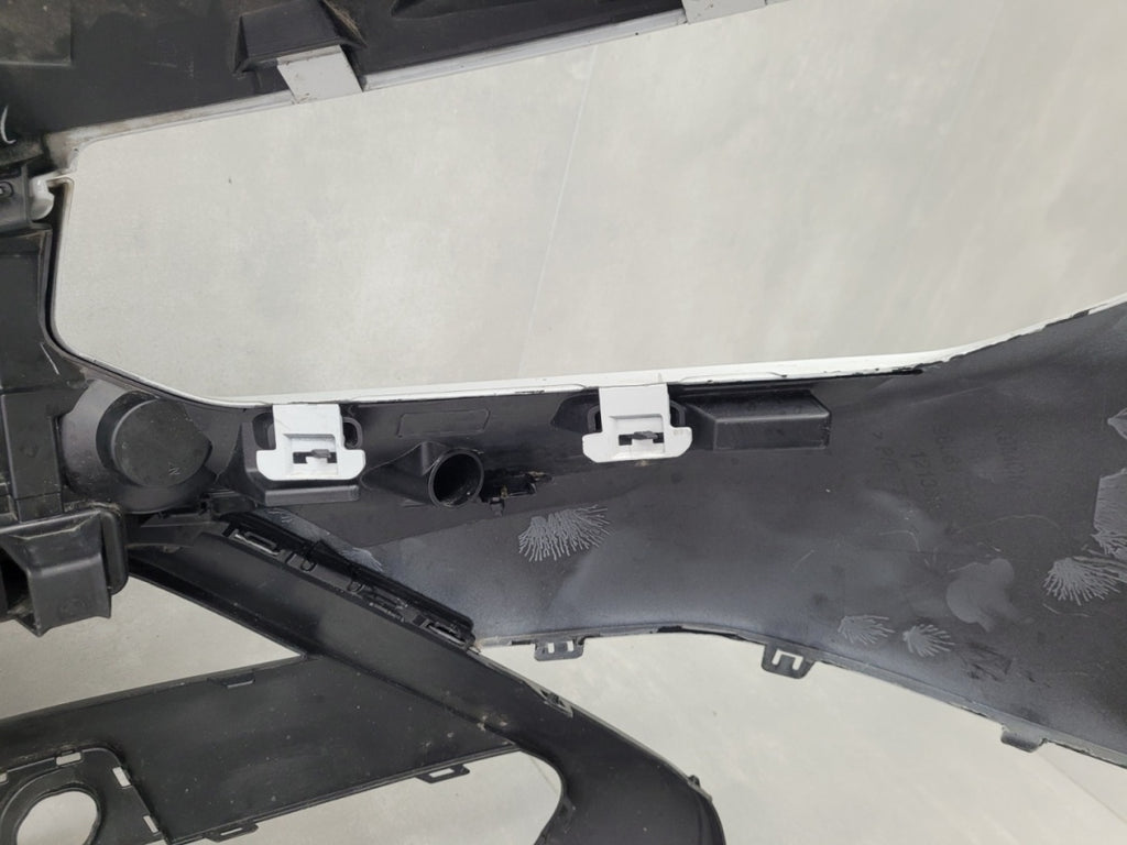 Prednji branik TOYOTA PROACE CITY LIFT 23-
