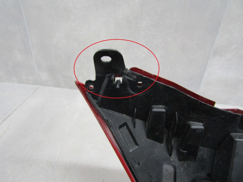 Prednji branik Toyota Yaris Cross 21-