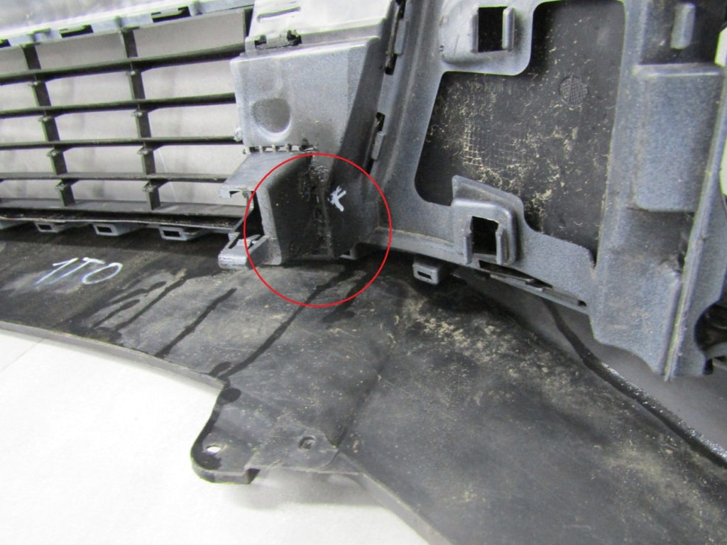 Prednji branik Volkswagen VW TOURAN 1T0 CROSS LIFT 10-15
